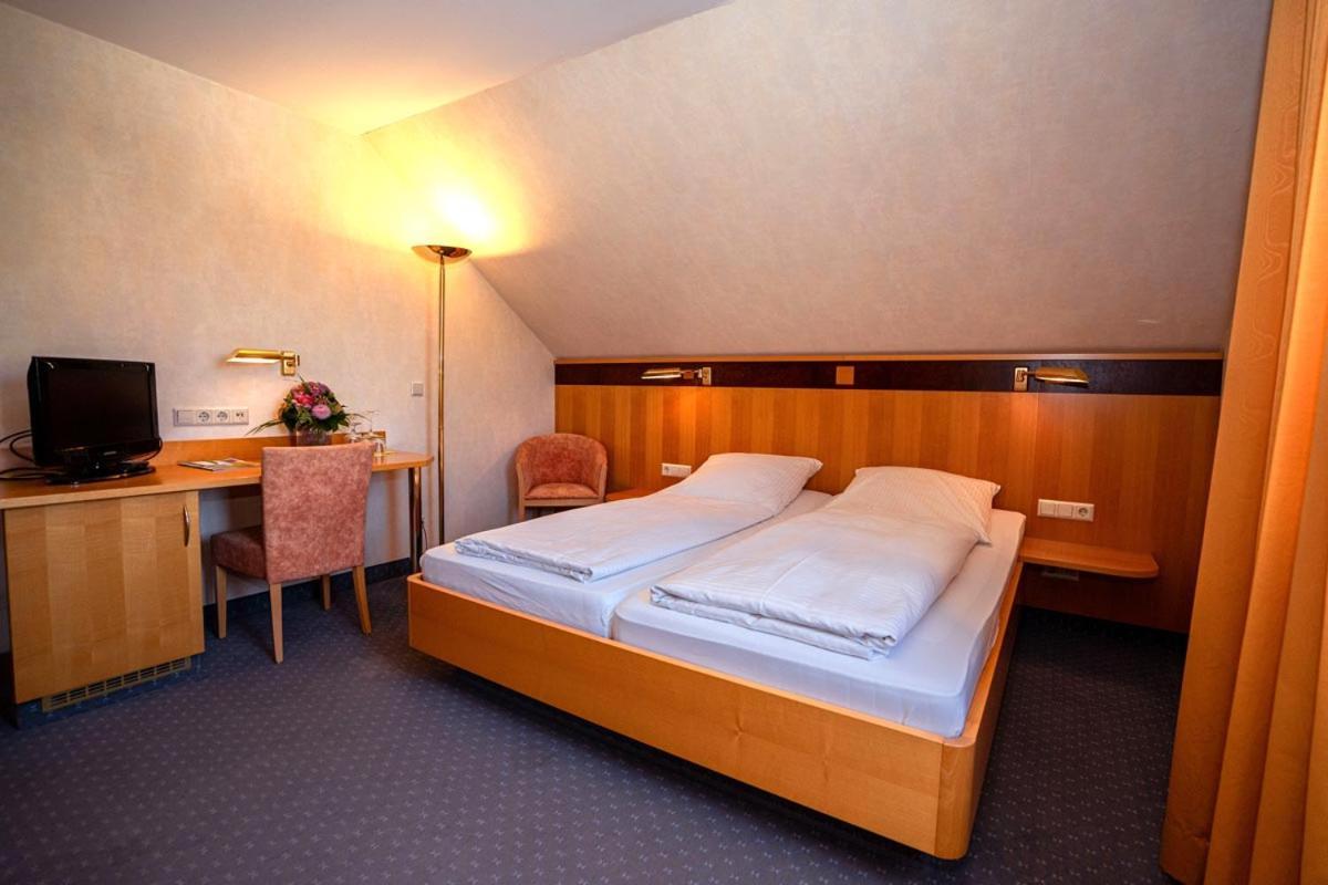 Gaestehaus Schlegel Stetten  Luaran gambar